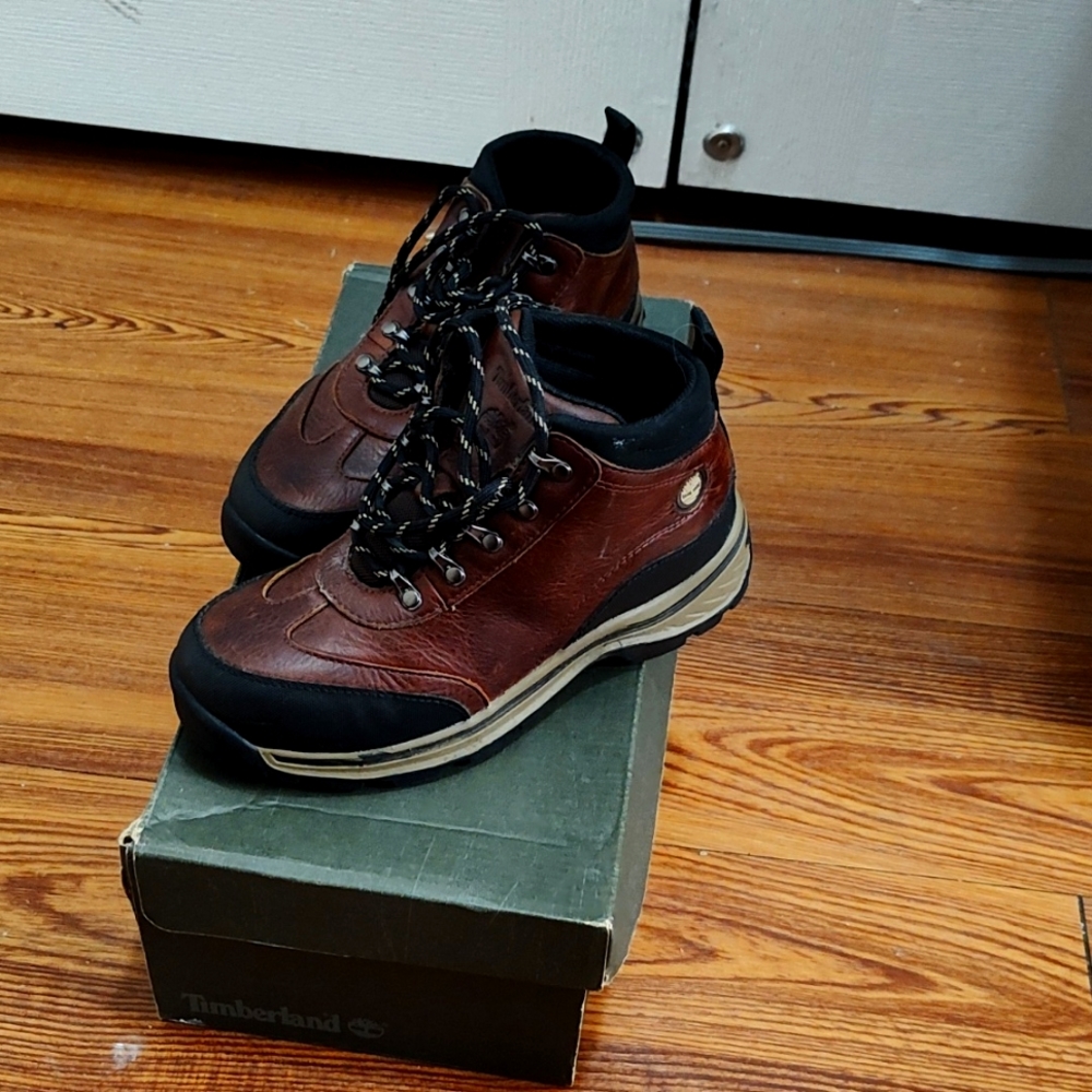 Boys Timberland boots real genuine leather